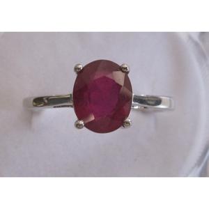 Anillo de Joyería Fina con Rubí Natural Ovalado de 9x7 con Diamante SI Chapado en Rodio - Product Image 1