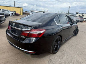 Voiture d'occasion abordable, Ho-n-da Acc-ord Tour-ing LHD 2016 - Product Image 3