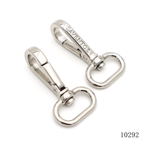 คาราไบเนอร์สลักลายตามสั่ง สีเงินด้าน แบบหมุ<span class=keywords><strong>น</strong></span>ได้ ตัวล็อคแบบสแ<span class=keywords><strong>น</strong></span>ป ทำจากโลหะผสมสังกะสี รูปทรงเรขาคณิต สำหรับสุ<span class=keywords><strong>น</strong></span>ัข - Product Image 4