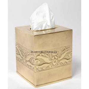 Caja de pañuelos chapada en oro de aluminio de alta calidad con grabado floral único inspirado en arte rústico vintage y suministro de servilletero - Product Image 2