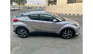 Usado para C-HR 2018 SUV AWD, Asientos de Cuero, ACC, Automático, 5 Plazas, Faros LED, Techo Solar, Transmisión Automática, Interior Oscuro - Product Image 4