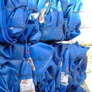 Chatarra de bidones de HDPE/Bidones azules de HDPE en fardos/Chatarra de plástico HDPE LISTA PARA EXPORTAR Reciclado - Product Image 1