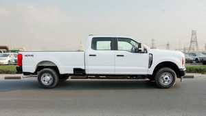 TOUT NEUF 2024 FO RD SUPER DUTY F-250 XL 0 KM 400-499 CV 5 PLACES 8 CYLINDRES TRANSMISSION AUTOMATIQUE - Product Image 2