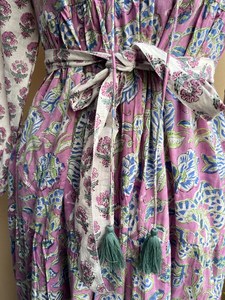 เดรสแม็กซี่แขนยาวของผู้หญิงไซส์พิเศษผ้าฝ้ายพิมพ์ลายบล็อกชุดใส่ในฤดูร้อนแต่งพู่ตกแต่ง100% - Product Image 5