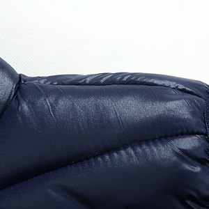 Chaqueta acolchada de invierno acolchada con estilo para hombre, sin mangas, a la moda, impermeable, decoración de piel de cuero, cremallera de talla grande - Product Image 2