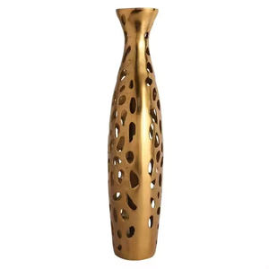 Vase perforé en aluminium plaqué or, très vendu, de qualité supérieure, moderne, pour la décoration de mariage et de la maison, vente en gros directe d'usine, meilleur prix - Product Image 5