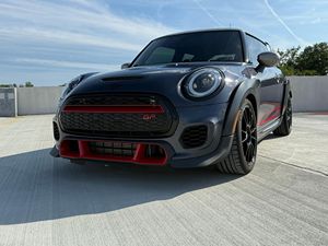 2021 parfaitement utilisé Mini C o o p e r John C00per Works GP - Product Image 3