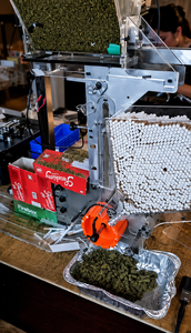 BlueStar New Pneumatic Fully Automatic <b>Cigarette</b> <b>Rolling</b> <b>Machine</b> High Speed 6000 Tubes/Hour - Product Image 4