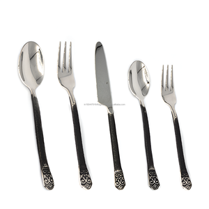 Couverts à poignée rustique vintage avec poignée en relief pour la maison, le restaurant et l'hôtel fabricant en gros de l'Inde - Product Image 1