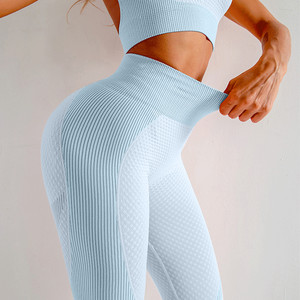 Mallas deportivas de Yoga de cintura alta con estampado personalizado para mujer, conjunto de yoga sin costuras para entrenamiento, manga completa, cuello levantado, color claro - Product Image 6