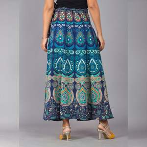 Falda Maxi con Estampado Étnico Azul Turquesa, Cómoda y Transpirable, Falda Cruzada Recta Hecha de Tela de Chifón con Estampado Digital de Seda y Spandex - Product Image 4