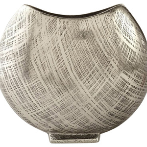 Vase à fleurs en métal Finition en nickel Vases à fleurs de qualité durable pour décoration de table Vases à fleurs en métal en aluminium - Product Image 1