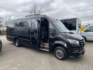 Furgone Mercedes-Benz Sprinter con Motore Turbo, Trasmissione Automatica, Motore a Combustione Interna, Fari LED, Pneumatici R17, Modello 2025 - Product Image 4