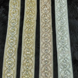 Cordones bordados de diseño abstracto hechos a medida con una amplia gama de material de bordado añadido para embellecer prendas y para reventa - Product Image 1