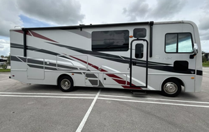 Camping-car de luxe Fleetwood Flair 29M d'occasion 2024 le moins cher - Bon état - Prêt à être expédié - Product Image 2