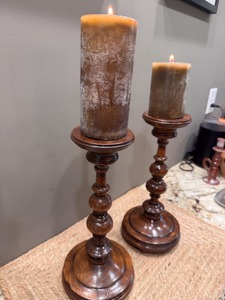 Bougeoir en bois à six colonnes, idéal pour la décoration intérieure, centre de table et éclairage festif, fabriqué à la main en Inde - Product Image 4