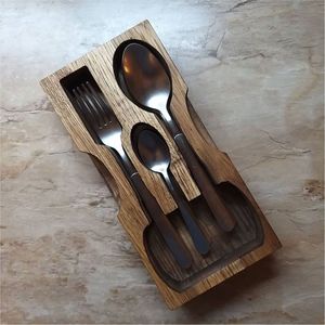 Plateau organisateur de couverts en bois de chêne massif fait à la main, boîte de rangement portable pour couverts en bois, présentoir de vaisselle pour restaurant et hôtel - Product Image 4