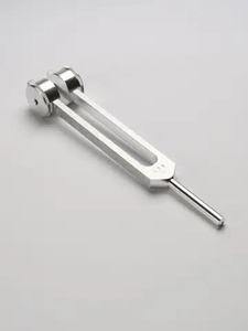 Kit d'évaluation médicale avec goniomètre, marteau de Ménière, diapason 256 Hz et ruban à mesurer pour examen clinique - Product Image 3