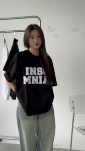 OEM ODM เสื้อยืดโอเวอร์ไซส์สำหรับผู้ชายพิมพ์ลายและปักได้ตามต้องการพร้อมทรงบ็อกซี่และทรงโอเวอร์ไซส์ - Product Image 6