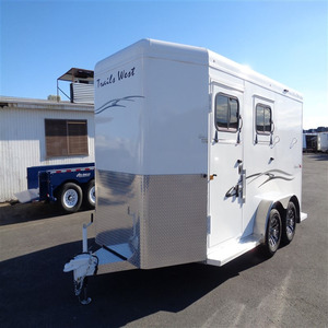 Remolque para 3 Caballos, Remolque de Doble Eje para Transporte de Animales, Remolque Blanco para Ganado con Ventanas Laterales - Product Image 1
