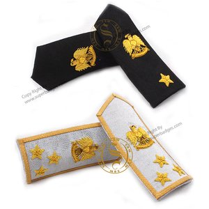 Venta al por mayor nuevo capitán personalizado insignia de hombro tableros bordados charreteras - Product Image 6