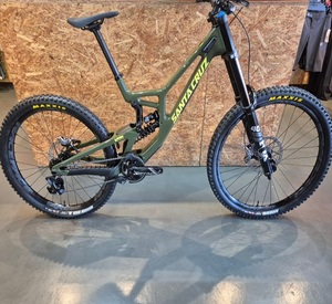 Santa Cruz V10 de Calidad, Lista para Enviar - Product Image 1