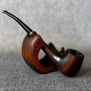 Pipe à fumer en bois d'inspiration vintage, pipe à tabac en bois massif fabriquée à la main avec une prise en main confortable - Product Image 1