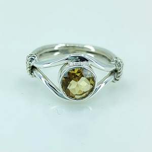 Bague artisanale en argent sterling 925 avec citrine, style bohème, pierre de naissance de novembre, cadeau idéal pour son anniversaire ou son anniversaire de mariage, avec des touches de platine - Product Image 6
