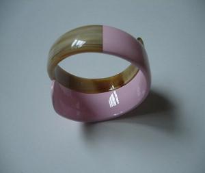 Brazaletes de Cuerno Natural Hechos a Mano, Joyería de Moda de Lujo para Mujer, Decoración Multicolor de Buey y Búfalo, Estilo Animal Ecológico - Product Image 1