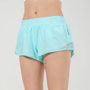 2,5 Hotty cintura baja pulgadas gimnasio pantalones cortos mujeres con bolsillo tira reflectante correr Fitness pantalones de secado rápido ropa de Yoga - Product Image 1