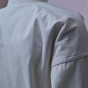Veste de karaté Haut de karaté lourd Uniforme d'arts martiaux en coton 100% de qualité supérieure - Product Image 5