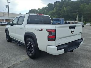 2022 Nissan Frontier PRO-X 3.8L V6ก๊าซ2WD ลูกเรือ CAB รถกระบะขนาดกลางออฟโรดประเทศสหรัฐอเมริกาโมเดลใช้แล้ว-ส่งออกพร้อมใช้งาน - Product Image 2