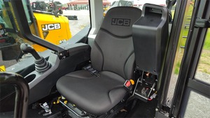 รถตักตีนตะขาบ JCB 215T คุณภาพพรีเมียม เครื่องยนต์ดีเซล สำหรับงานก่อสร้าง ซื้อเลย ส่งเร็วทั่วโลก - Product Image 6