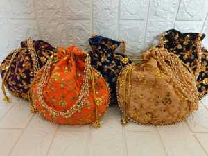 Pochette Potli brodée indienne pour femmes faveurs de mariage cadeaux de retour sacs à cordon ethniques couleurs assorties pochette à monnaie - Product Image 4