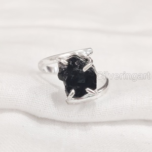 Bijoux en pierre brute Bague pour femme Tourmaline noire naturelle Pierre précieuse Octobre Pierre de naissance Croix Bague en argent sterling 925 - Product Image 3
