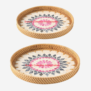 Plateau de service rond en rotin de haute qualité avec incrustation de mosaïque en nacre naturelle et poignées plateau écologique pour un usage domestique - Product Image 3