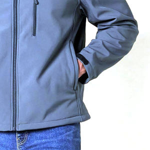 Nueva chaqueta Softshell Diseño personalizado Ropa de trabajo de invierno Hombres a prueba de viento Impermeable Fleece Zip Up Soft Shell Jacket - Product Image 3