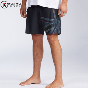 Último diseño de moda 100% pantalones cortos de tabla de algodón para hombres Casual elástico gimnasio correr Fitness estilo patrón decorado tamaño 6XL - Product Image 5