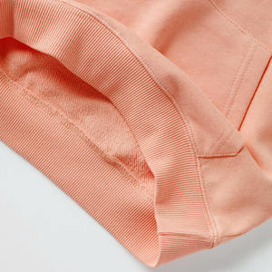 เสื้อมีฮู้ดแบบสวมหัวสำหรับเด็กผู้ชายสีทึบมีฮู้ดคอตตอนโพลีเอสเตอร์ระบายอากาศได้ผ้าฟลีซยืดหยุ่น - Product Image 4