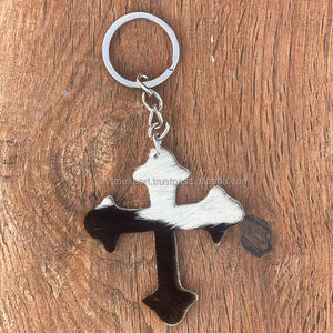 Vente chaude nouveau Design porte-clés en cuir de vachette porte-clés en cuir de fourrure véritable porte-clés élégant forme Unique porte-clés de luxe - Product Image 3