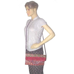 Elegant Bohemian Red Cotton Clutch Handcrafted Embroidered Women's <b>Messenger</b> <b>Bag</b> with <b>Large</b> Capacity Zipper for Weddings Parties - Product Image 4