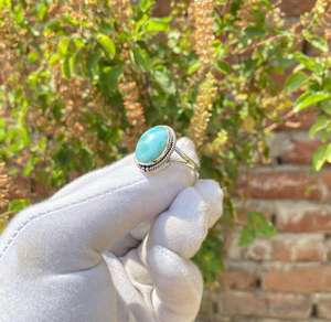 Bague de déclaration pour femmes en argent sterling 925 avec pierre précieuse de Larimar naturel Nouveau design Bague de mariage en gros - Product Image 6