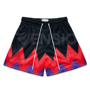 กางเกงขาสั้นชายหาดของผู้ชายโพลีเอสเตอร์พิมพ์ลายหลวมสำหรับฝึกซ้อมฤดูร้อน - Product Image 1