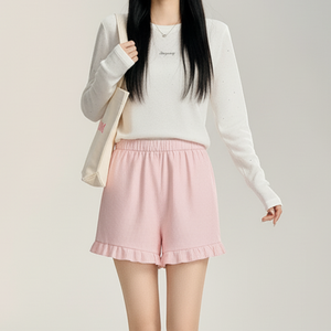 Shorts en maille côtelée pour femmes, élégants, en gros, ourlet à volants, taille haute, élastiques, légers, doux, décontractés, fabricant direct d'usine - Product Image 1