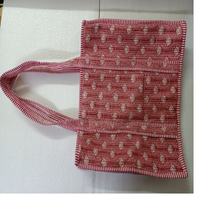 Sacs fourre-tout 100% coton matelassés kantha cousus sur mesure adaptés aux magasins d'accessoires de mode pour la revente