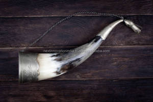 ไวกิ้งฮอร์นดื่มขนาดใหญ่พร้อมแก้วโซ่ทำจากควายธรรมชาติหรือเขาวัวพร้อมโมราขัดเงาและฮอร์นไวน์ทำด้วยมืองานฝีมือตามธรรมชาติ - Product Image 2