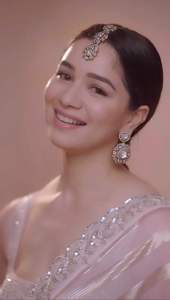 ชุดผ้าชีฟองเนื้อนุ่มผ้าส่าหรีแบบเย็บปักลำดับจากอินเดีย - Product Image 3