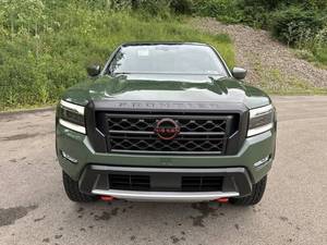 ข้อเสนอสุดคุ้มสำหรับนิสสัน ฟรอนเทียร์ PRO-4X 4 ประตู ครูว์แค็บ ขับเคลื่อน 4 ล้อ 5.0 ฟุต SB - Product Image 6