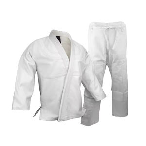 Uniformes de Karate de Nuevo Diseño para Hombre / Ropa de Artes Marciales Hecha de Algodón Liso, Trajes de Karate Personalizados para Hombre - Product Image 4