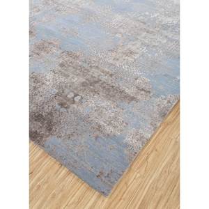 Tapis Kavi bleu noué à la main en laine et soie de bambou, collection Project Error, motif abstrait pour usage domestique Esk-661 - Product Image 2